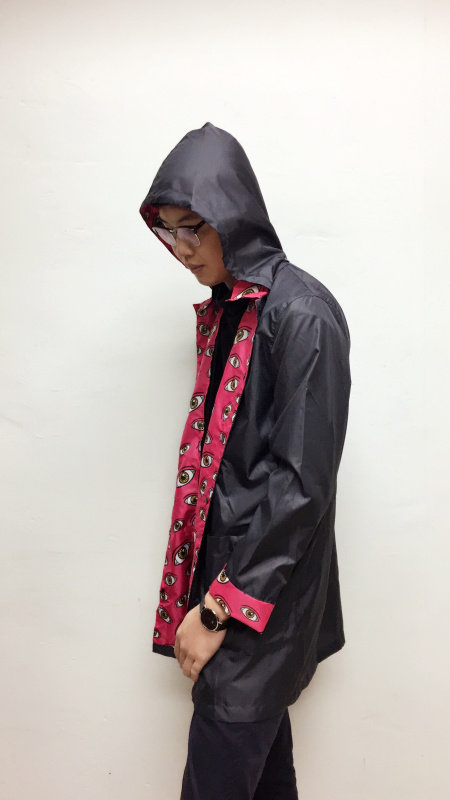 黑色徒步時(shí)尚雨衣防潑水夾克雨衣 長(zhǎng)風(fēng)衣