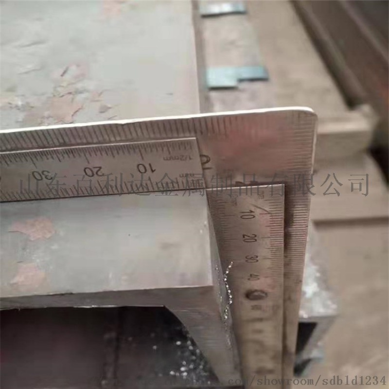 方管廠供應(yīng)20號(hào)直角無(wú)縫方矩管