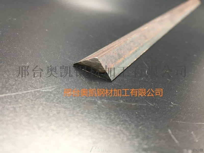 優(yōu)質(zhì)熱軋實心三角鋼、三角棒