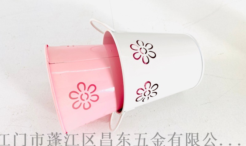 小水桶，雕花水桶，鐵皮桶，花園園藝產(chǎn)品
