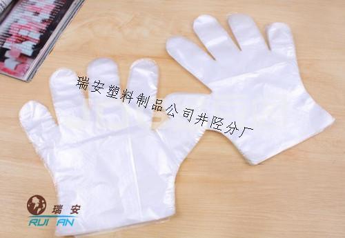 質(zhì)量好價位低一次性塑料手套生產(chǎn)廠家